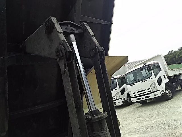 日野 レンジャー 中型 土砂ダンプ ADG-FD7JDWA(7598) 15枚目