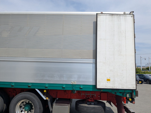 Nissan UD quon Large Wing body QPG-CD5ZA(109104) 9枚目