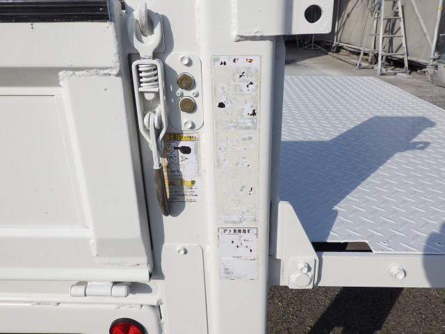 トヨタ トヨエース 小型 平ボディ TKG-XZU605(110630) 27枚目