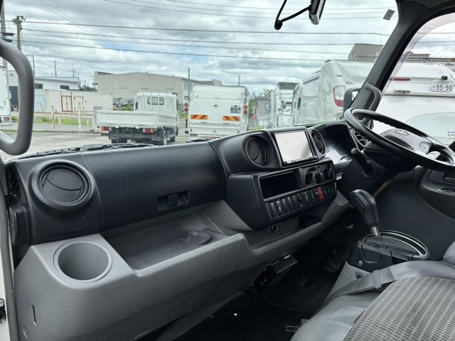日野 デュトロ 小型 バン TPG-XZC645M(111058) 52枚目