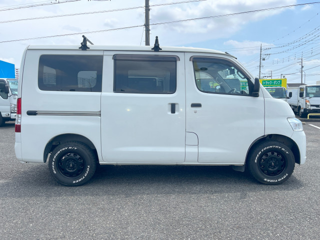 トヨタ タウンエース 小型 Translation missing: ja.item.body_keijou_enum.body_keijou_light_van DBF-S402M(110908) 5枚目