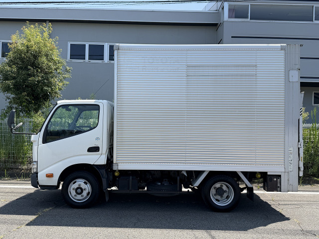 トヨタ ダイナ 小型 バン TPG-XZU605(109345) 3枚目