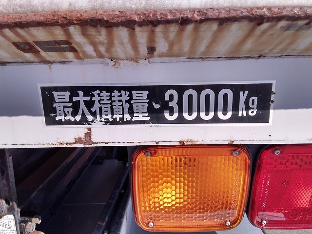三菱ふそう ファイター 中型 バン PA-FK61R(8949) 29枚目