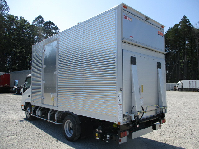日野 デュトロ 小型 バン 2RG-XZU655M(32440) 7枚目