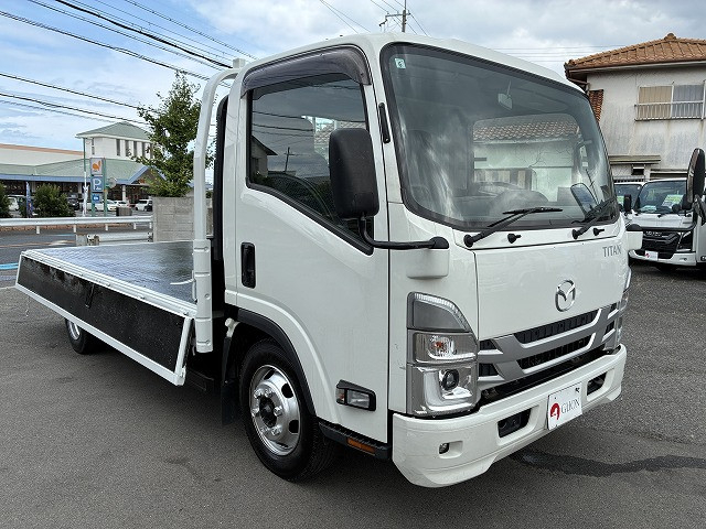 マツダ タイタン 小型 平ボディ 2RG-LPR88AR(110197) 10枚目