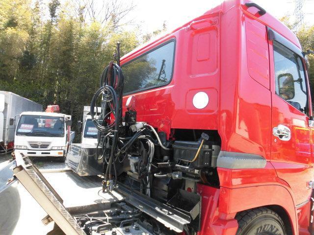 UDトラックス（日産） クオン 大型 トラクタ ADG-GK4XAB(11313) 33枚目