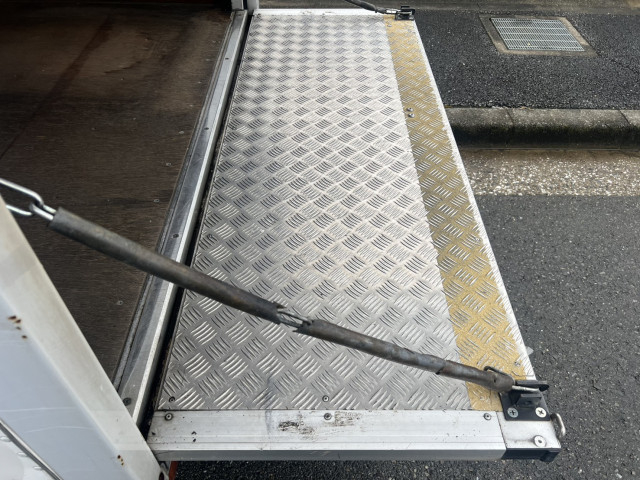 日産自動車 アトラス 小型 バン CBF-SQ1F24(111718) 11枚目