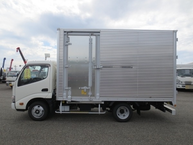 日野 デュトロ 小型 バン TKG-XZU645M(10395) 9枚目