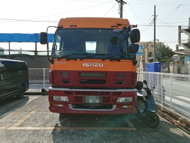 いすゞ ギガ 大型 トラクタ PDG-EXD52D8(4140) 2枚目