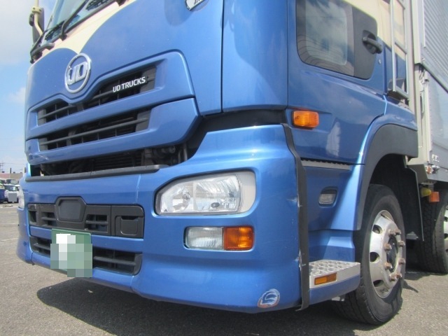 UDトラックス（日産） クオン 大型 ウィング QKG-CG5ZA(7962) 6枚目