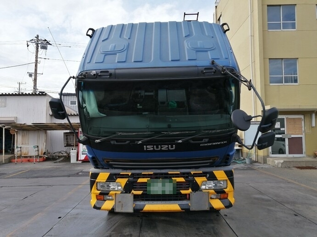 いすゞ ギガ 大型 トラクタ PJ-EXD52D6(4222) 32枚目