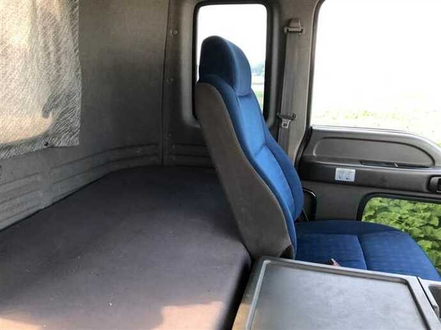 いすゞ ギガ 大型 トラクタ PDG-EXZ52J8(37791) 17枚目
