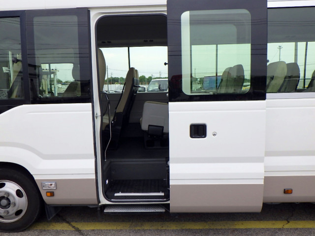 トヨタ コースター 小型 バス SKG-XZB70(105454) 12枚目