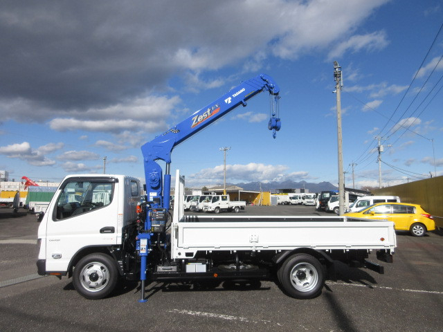 三菱ふそう キャンター 小型 平ボディ（クレーン付） 2RG-FEAV0(102380) 6枚目
