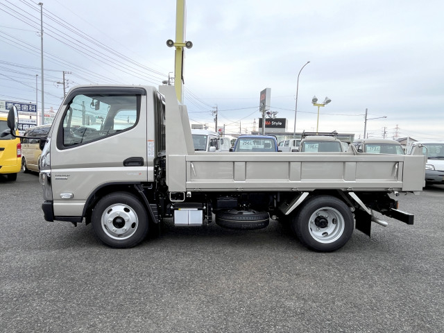 三菱ふそう キャンター 小型 土砂ダンプ 2RG-FBA60(105543) 3枚目