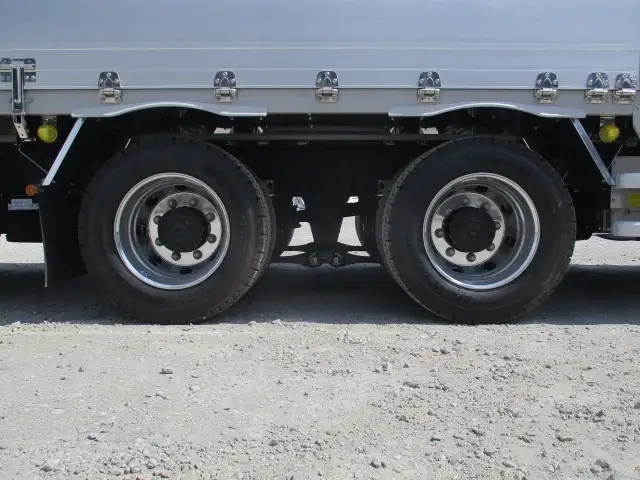 日産自動車 クオン 大型 ウィング 2RG-CG5FA(111203) 12枚目