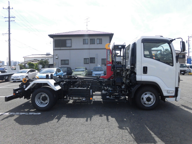 いすゞ フォワード 中型 コンテナ専用車 2RG-FRR90S4(113381) 5枚目