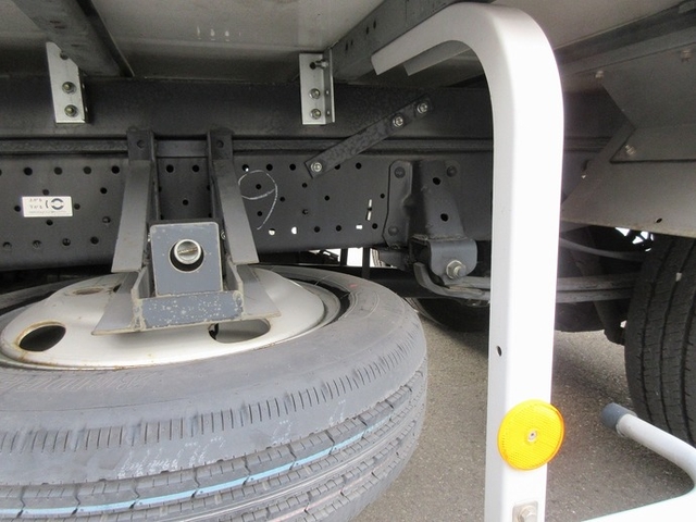 いすゞ エルフ 小型 バン SKG-NLR85N(3542) 24枚目