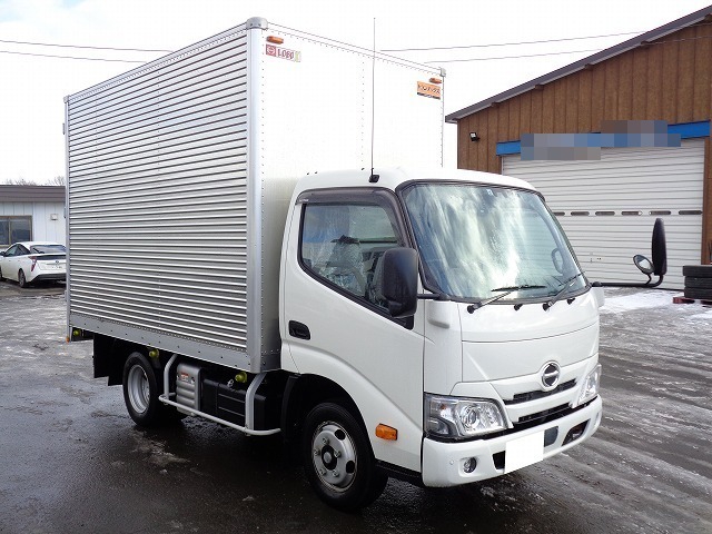 日野 デュトロ 小型 バン 2RG-XZU605M(37069) 2枚目
