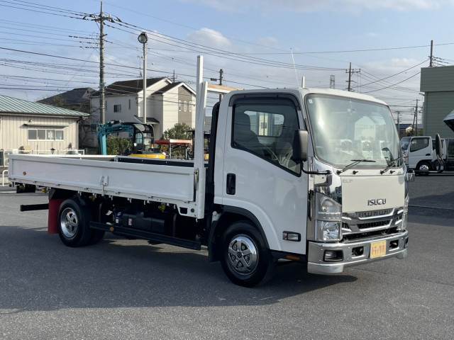 いすゞ エルフ 小型 平ボディ 2RG-NPR88AR(101987) 3枚目
