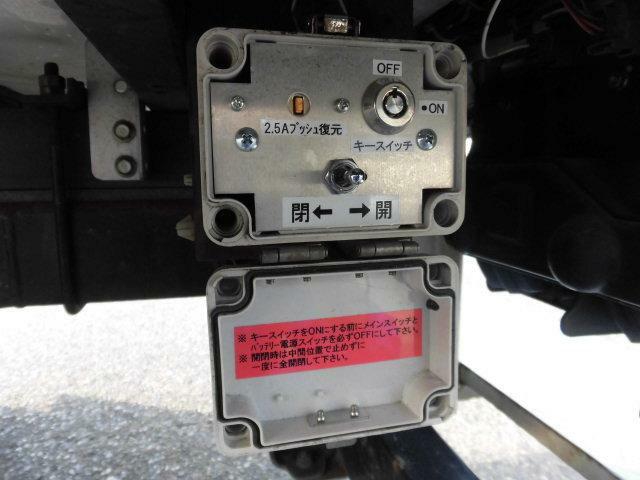 いすゞ エルフ 小型 バン TKH-NHR85AN(11440) 66枚目