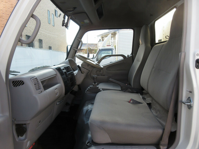 トヨタ ダイナ 小型 バン BDG-XZU348(9224) 42枚目