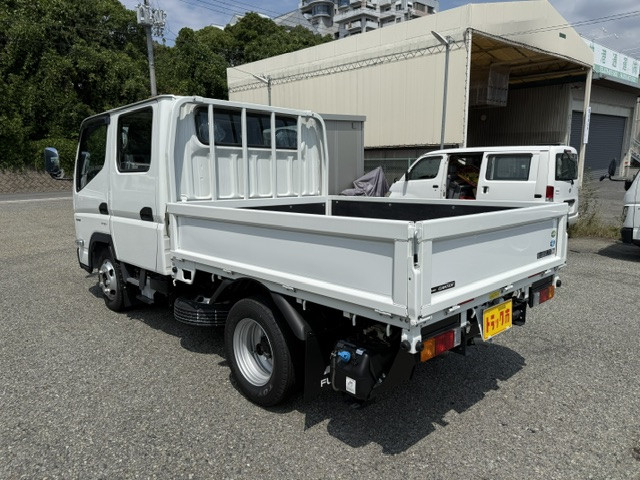 三菱ふそう キャンター 小型 Wキャブ 2RG-FBA20(108367) 4枚目