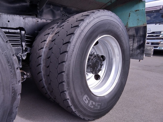 UDトラックス（日産） クオン 大型 ミキサー車 ADG-CW4XL(12632) 71枚目