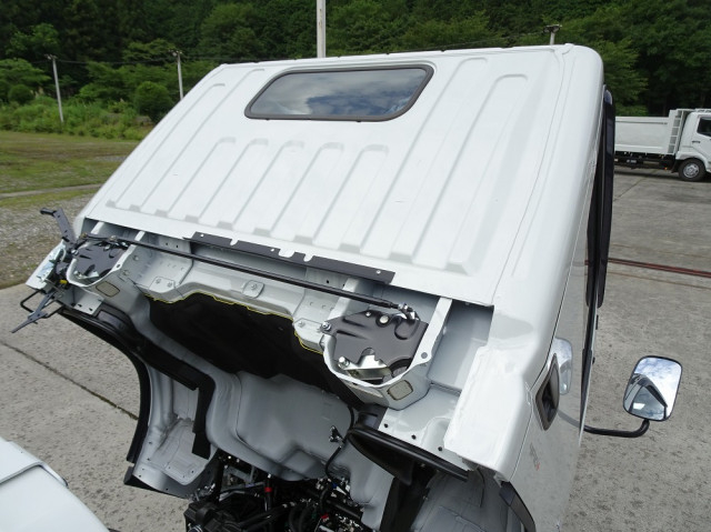 三菱ふそう キャンター 小型 平ボディ 2RG-FBAV0(111703) 23枚目