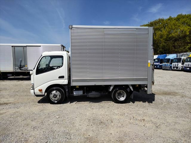トヨタ ダイナ 小型 バン TKG-XZU605(9371) 4枚目