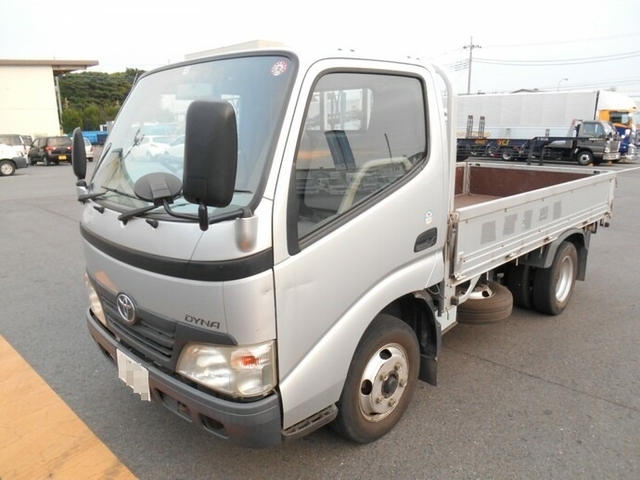 トヨタ ダイナ 小型 平ボディ BDG-XZU504(8129) 1枚目