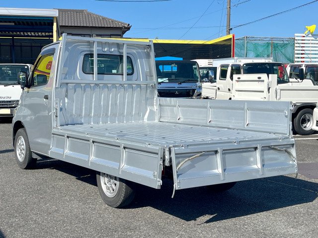 トヨタ タウンエース 小型 平ボディ 5BF-S413U(106236) 7枚目