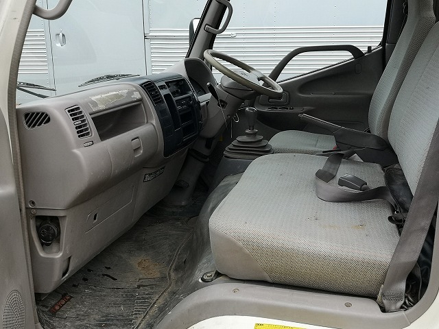 Toyota dyna Small Flat body KK-XZU307(6511) 4枚目