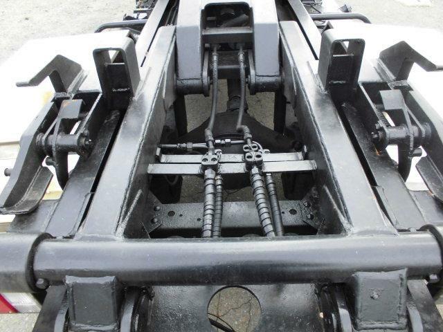 いすゞ エルフ 小型 コンテナ専用車 KC-NKR71EN(17845) 8枚目